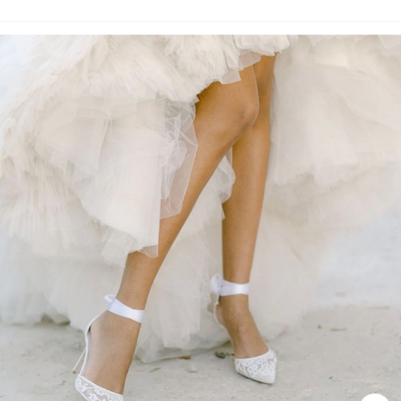 Bella Belle Penelope Ivory Wedding heels 8.5 M NWT - Picture 15 of 16